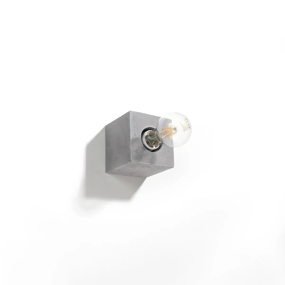 Illustration numéro 2 du produit Applique béton gris H 10 cm