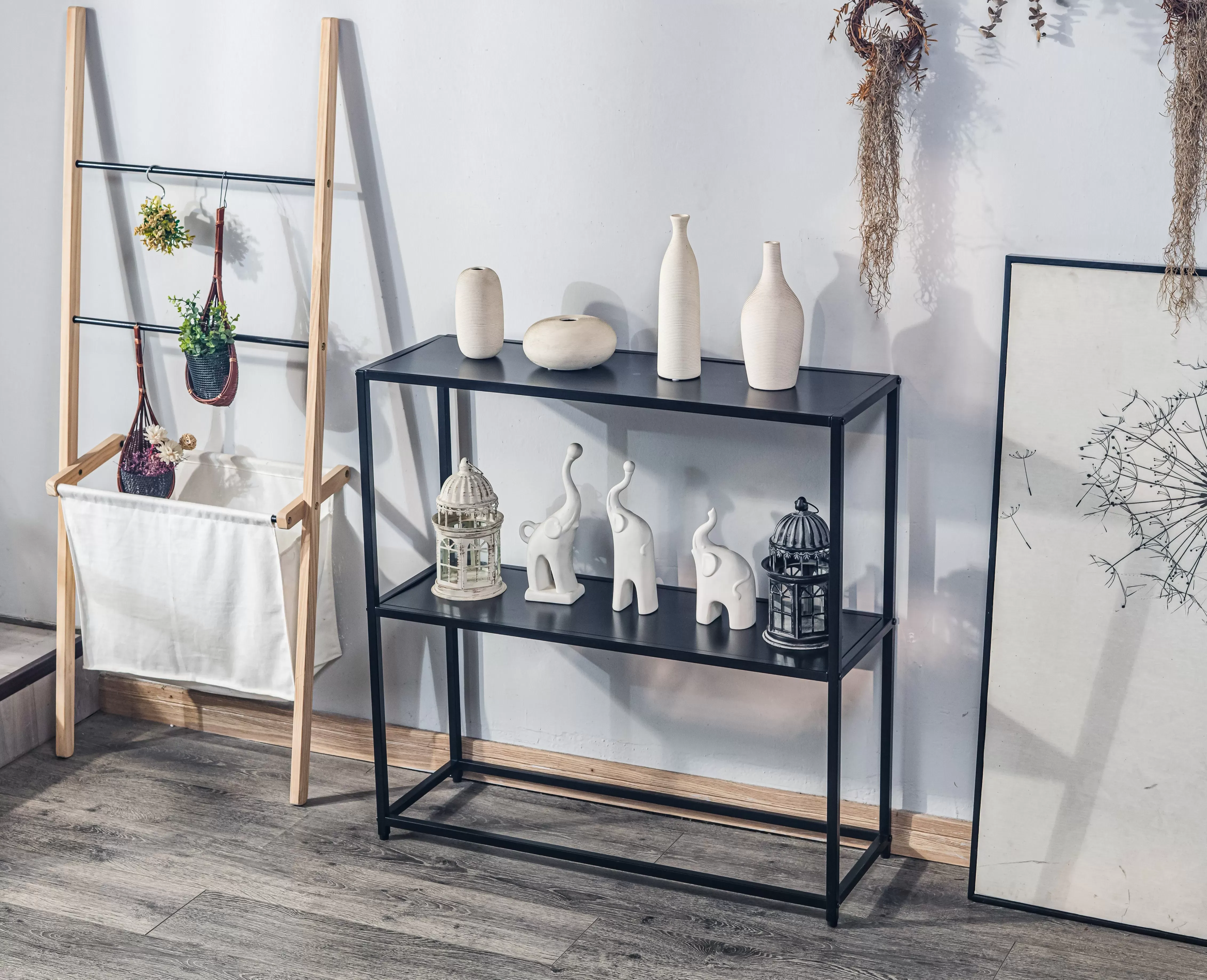 Illustration numéro 2 du produit Console style industriel en métal noir