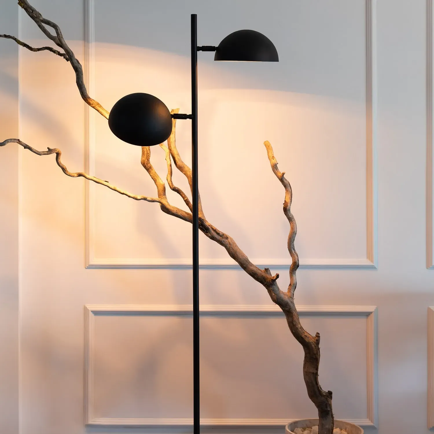 Illustration numéro 2 du produit Lampadaire - 2 sources lumineuses - or noir - métal - hauteur 162 cm