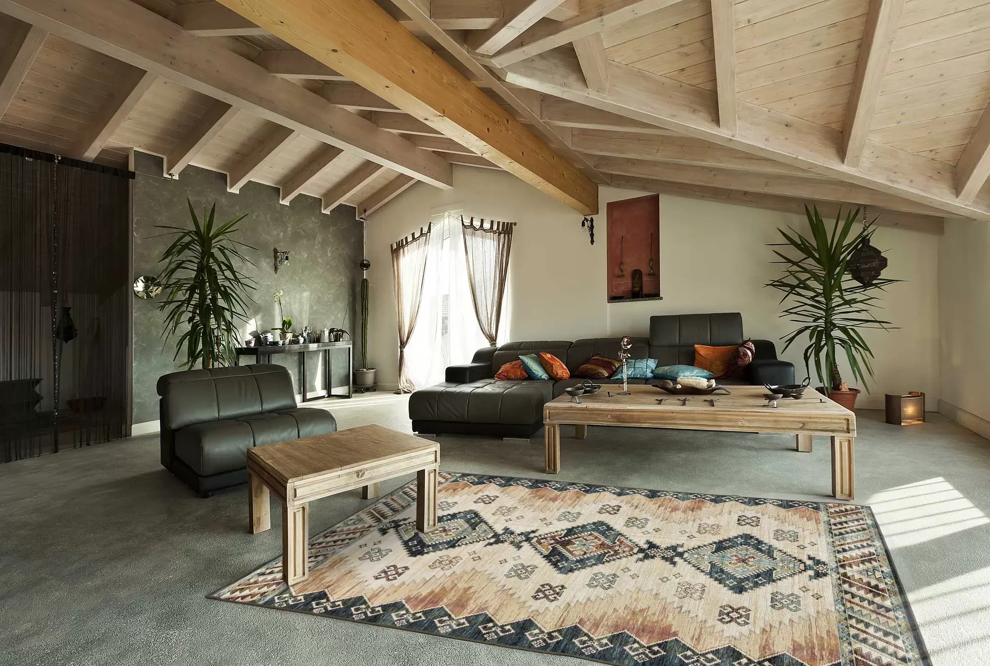 Illustration numéro 2 du produit Tapis en viscose ethnique beige/rouille/bleu  95x140 cm