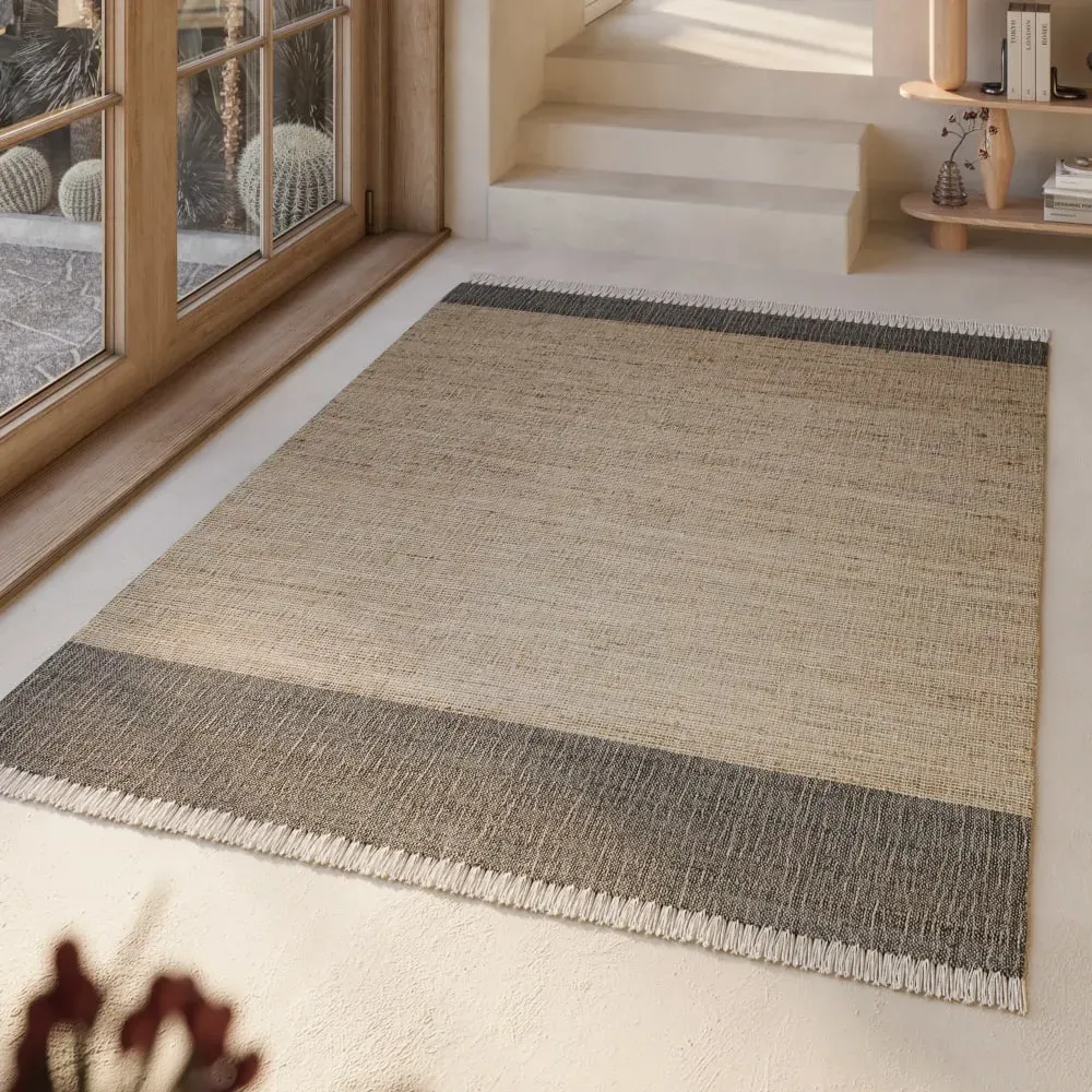 Illustration numéro 2 du produit Tapis plat tissé main à franges rayé anthracite et beige sable 80x150