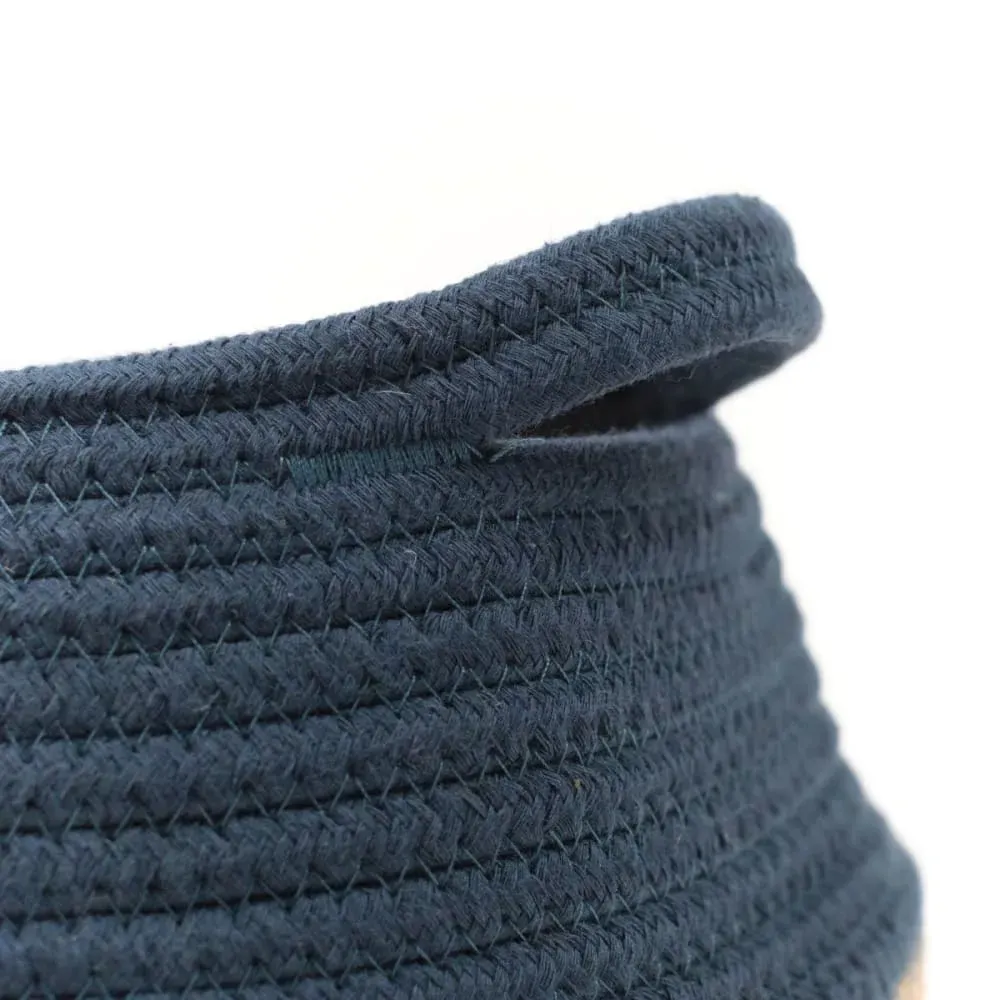 Illustration numéro 2 du produit Panier rond tressé coton uni  27x23 cm