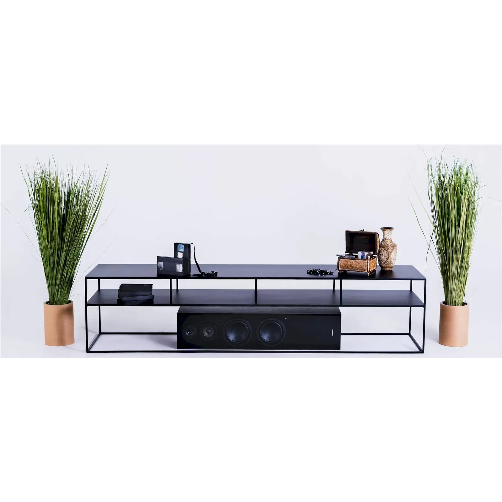 Illustration numéro 2 du produit Meuble TV Métal Noir