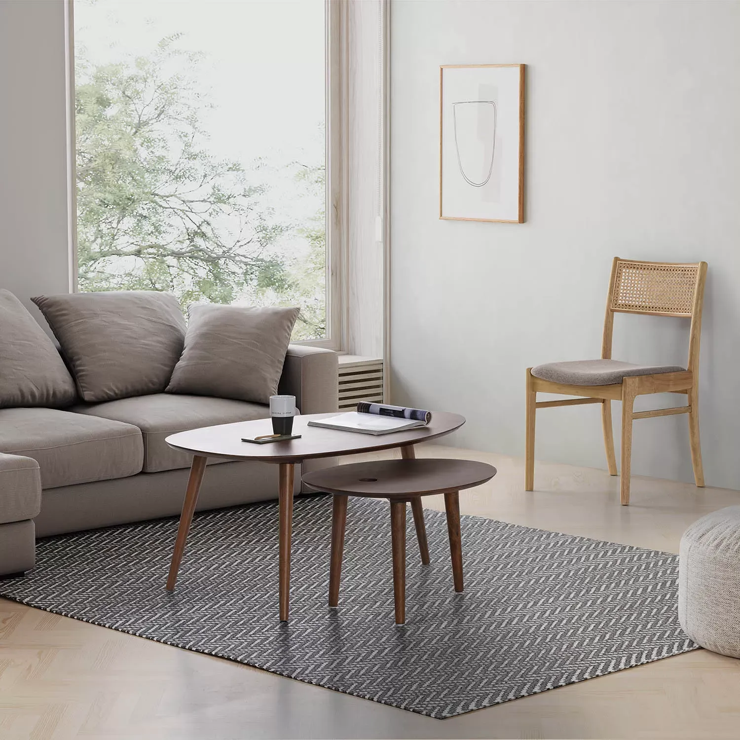 Illustration numéro 2 du produit Pack de 2 chaises couleur chêne