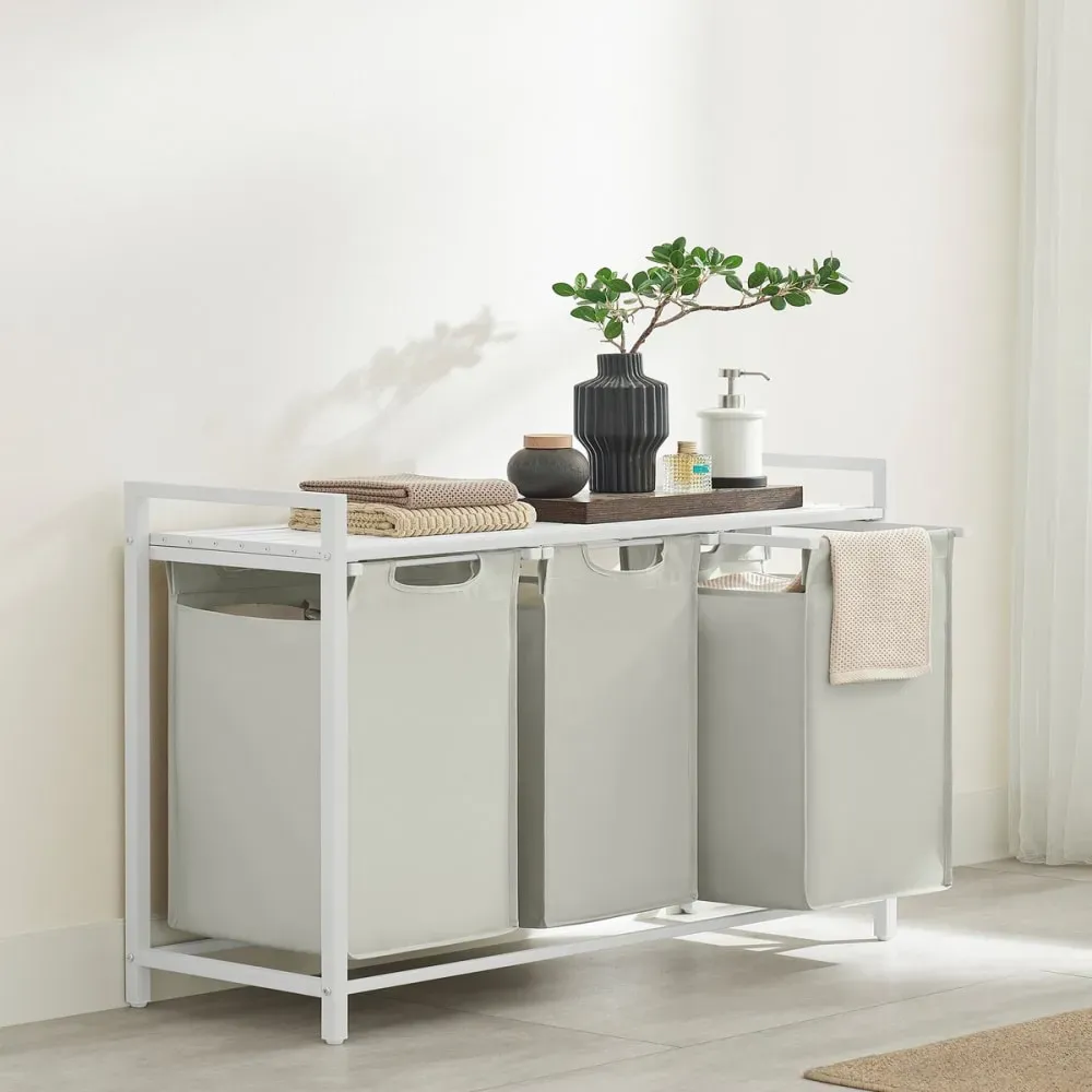 Illustration numéro 2 du produit Panier à linge 3 compartiments - L92,5 cm - Gris clair