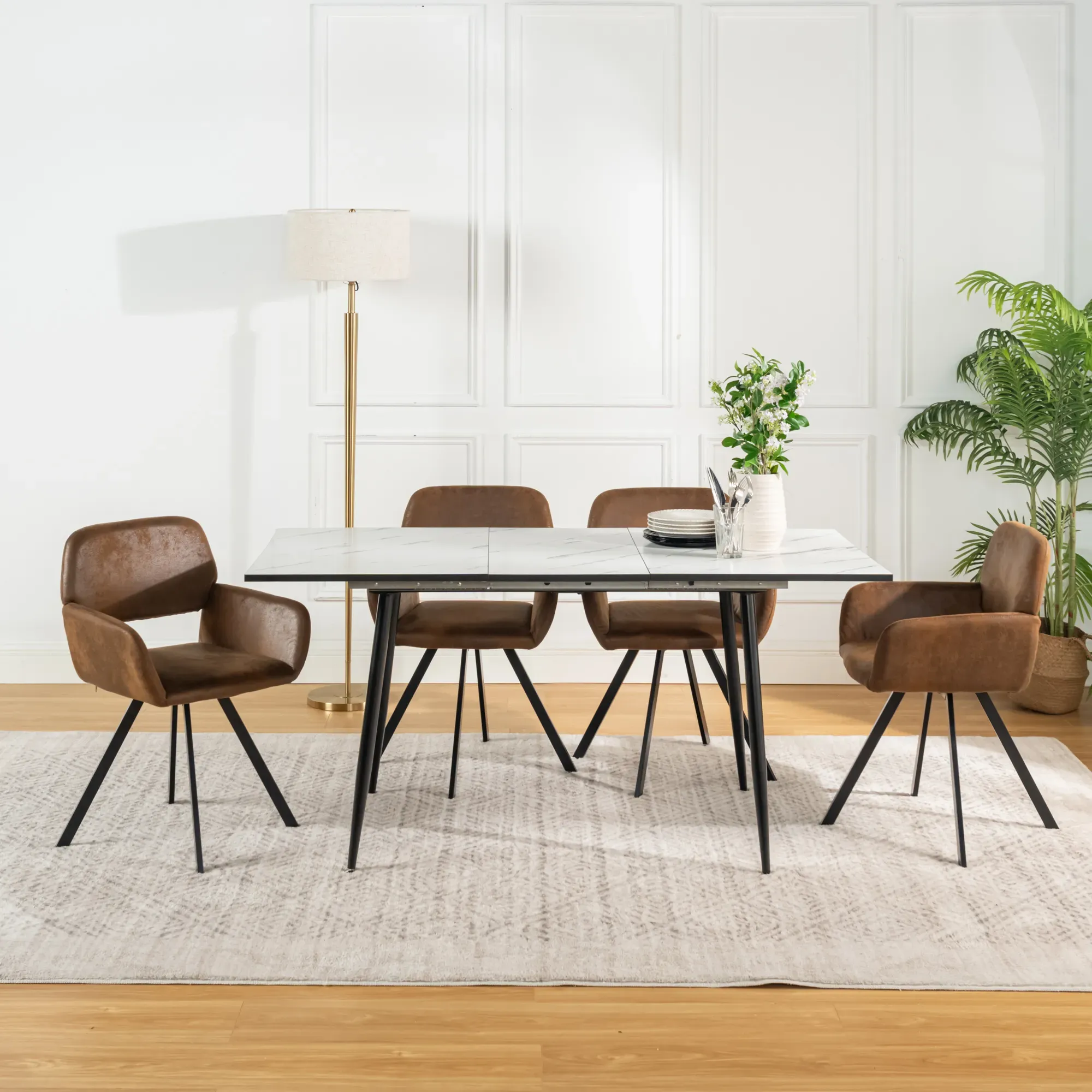 Illustration numéro 2 du produit Lot de 2 chaises vintage rotative tissu suède marron