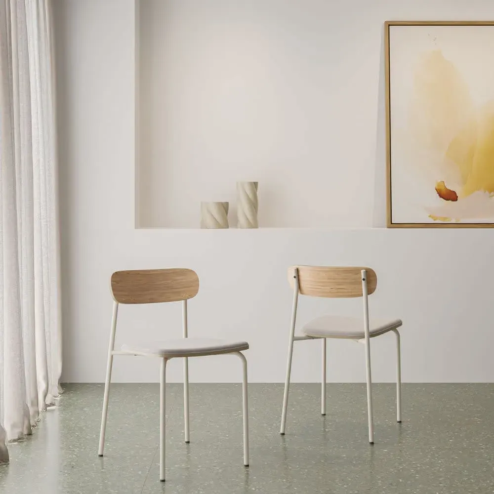 Illustration numéro 2 du produit Lot de 2 chaises en tissu et métal - Beige