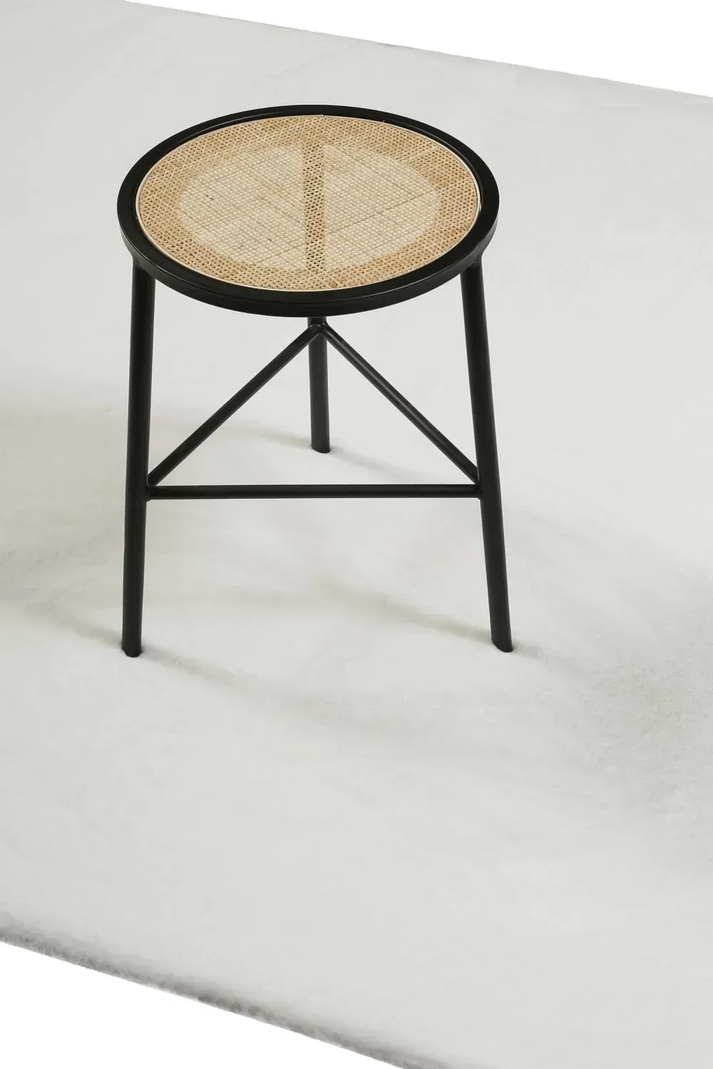 Illustration numéro 2 du produit Tapis effet peau de lapin doux tufté beige pour salon, chambre 80x150