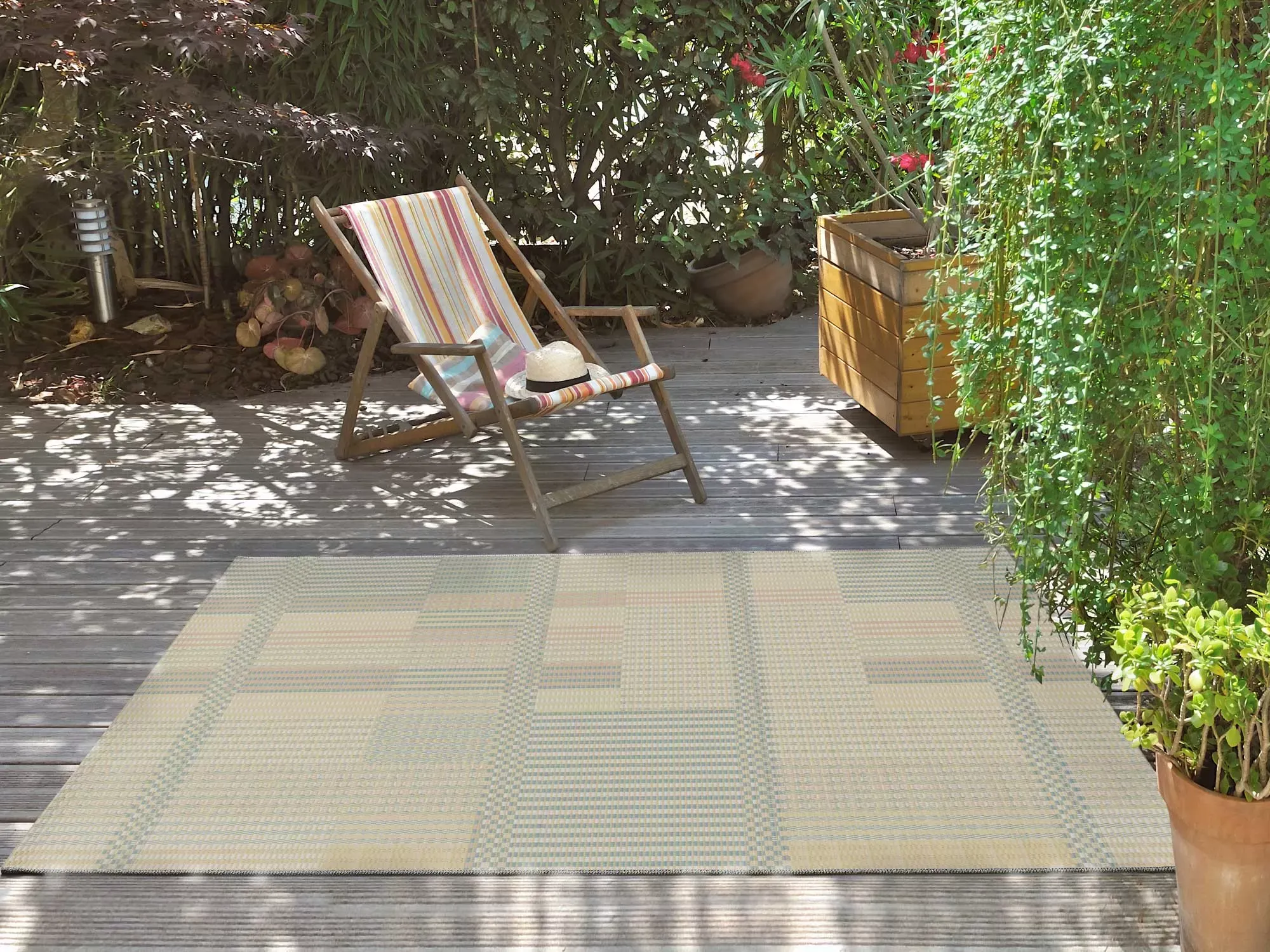 Illustration numéro 2 du produit Tapis d'extérieur à rayures beige/bleu/rose 160x230 cm