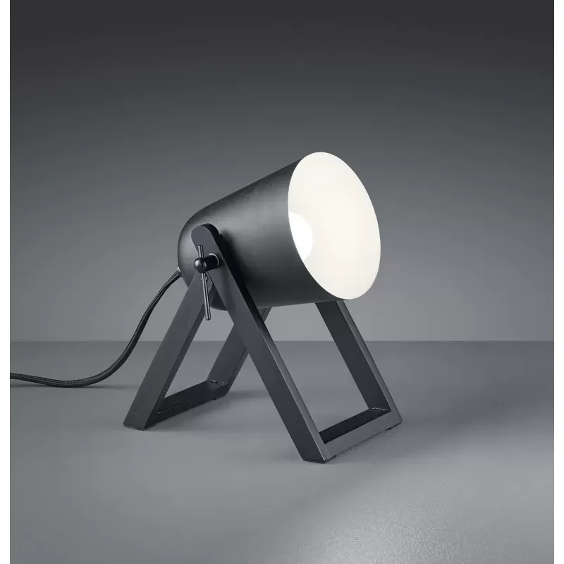Illustration numéro 2 du produit Lampe design en métal noir
