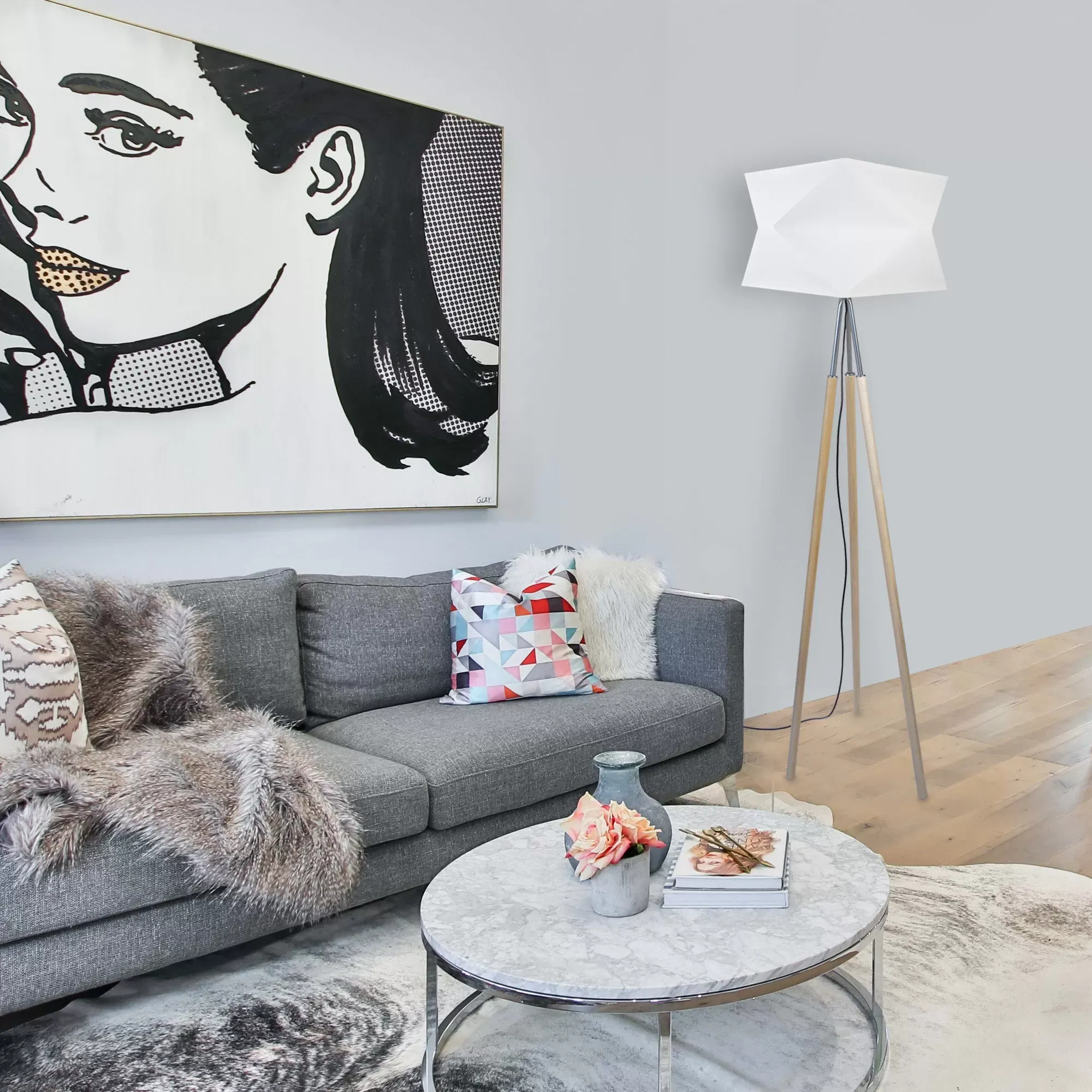 Illustration numéro 2 du produit Lampadaire tissu blanc 45  cm