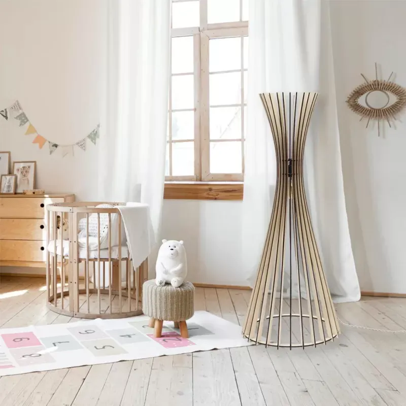Illustration numéro 2 du produit Lampadaire bois naturel