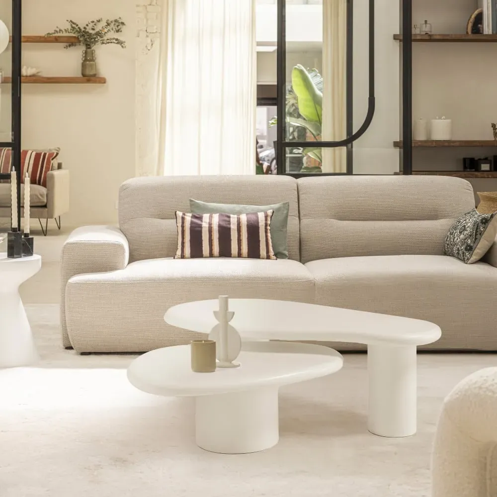 Illustration numéro 2 du produit Table basse organique en fibre de ciment L120cm - Blanc