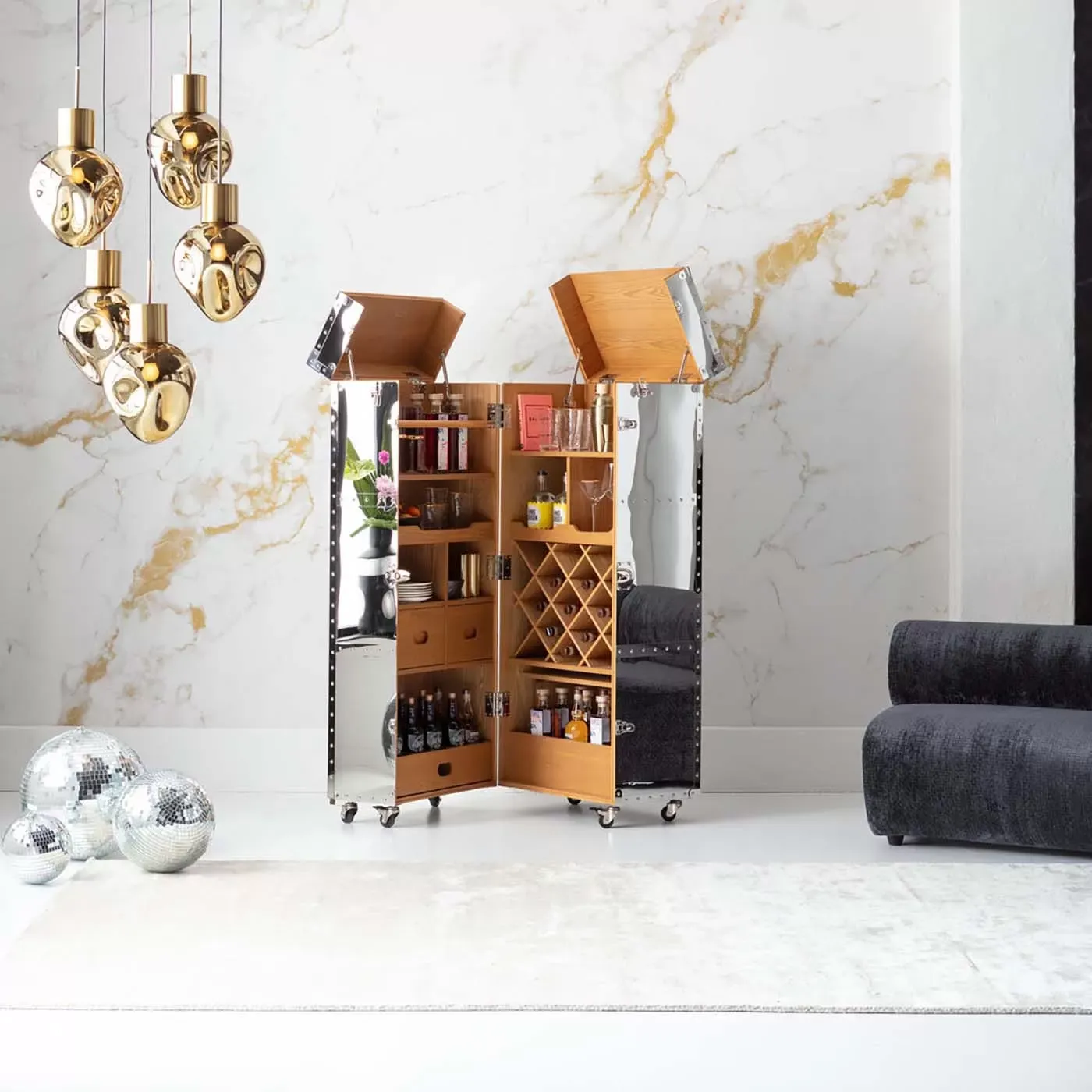 Illustration numéro 2 du produit Bar-coffre Vegas Kare Design