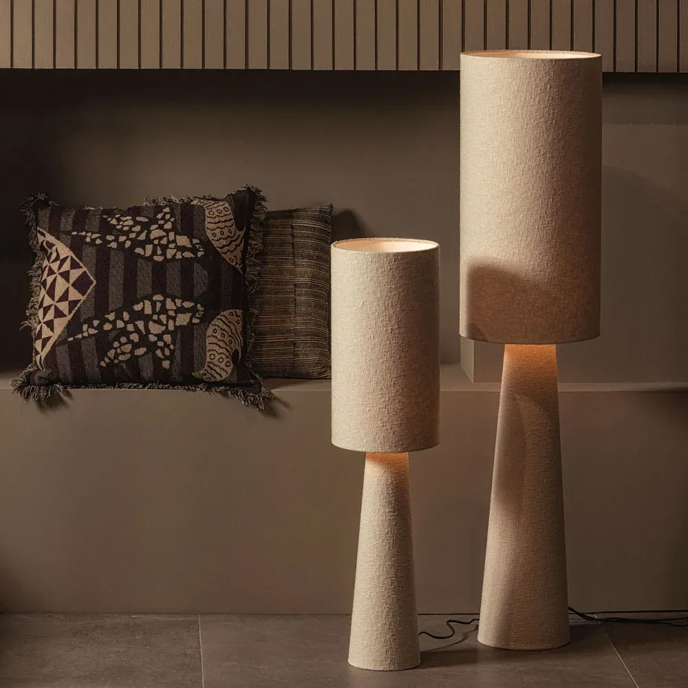 Illustration numéro 2 du produit Lampadaire en tissu bouclette H90cm - Beige