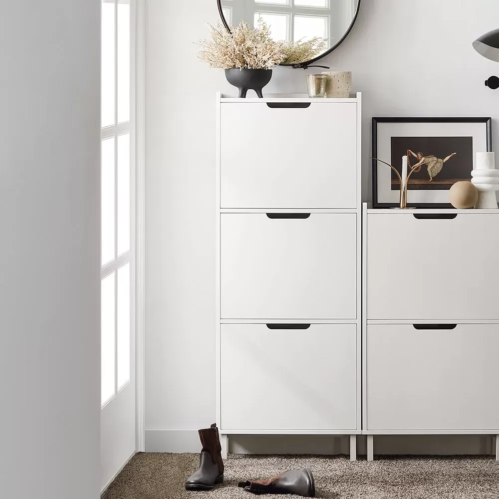 Illustration numéro 2 du produit Meuble à chaussures avec 3 battants effect bois blanc