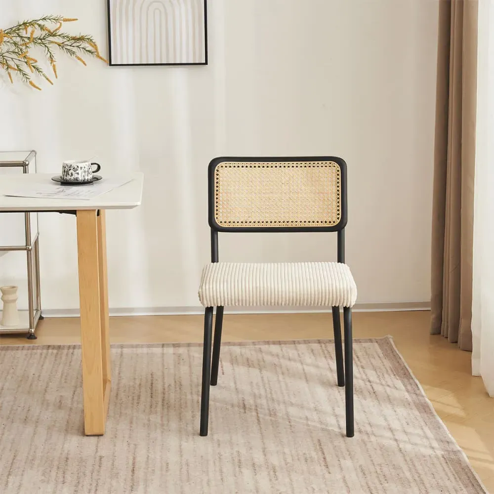 Illustration numéro 2 du produit Lot de 2 chaises noires, cannage et velours côtelé beige