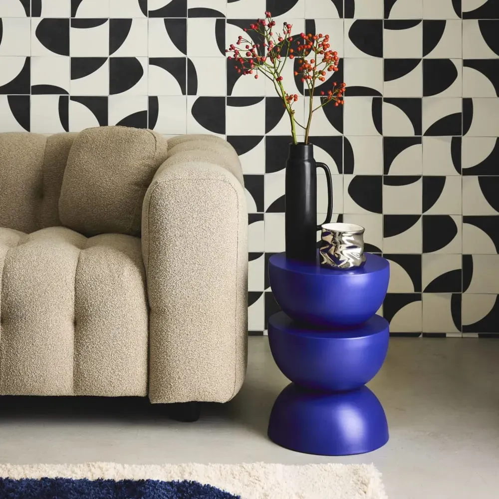 Illustration numéro 2 du produit Table d'appoint en métal, bleu, bout de canapé