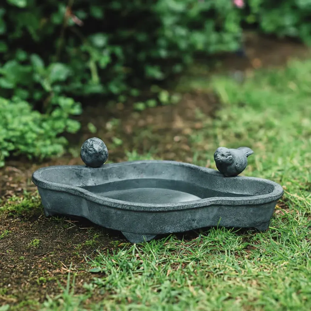 Illustration numéro 2 du produit Mangeoire à oiseaux abreuvoir jardin en fonte grise 19.5cm