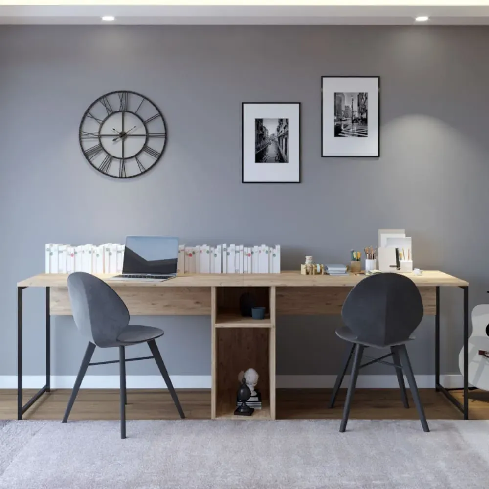 Illustration numéro 2 du produit Bureau en bois avec niches