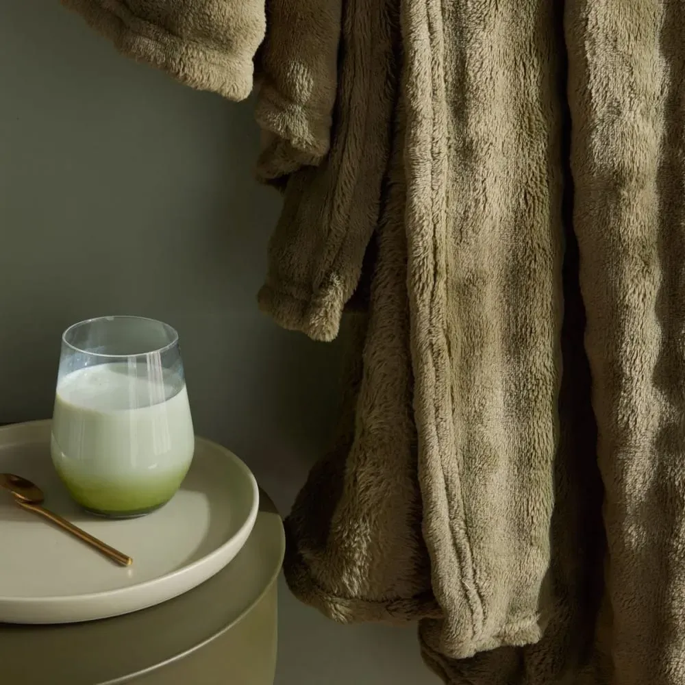 Illustration numéro 2 du produit Plaid damier uni  130x180cm