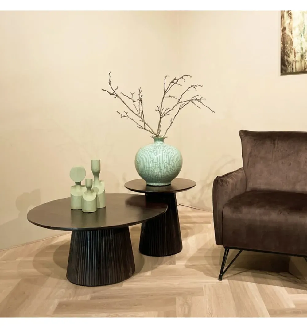 Illustration numéro 2 du produit Table basse ronde D.50 cm en Manguier massif teinté noyer