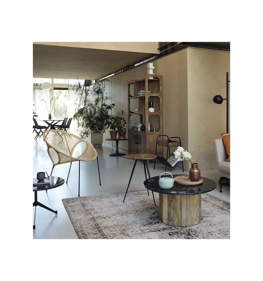 Illustration numéro 2 du produit Table basse ronde D.70 cm en Marbre noir et manguier massif