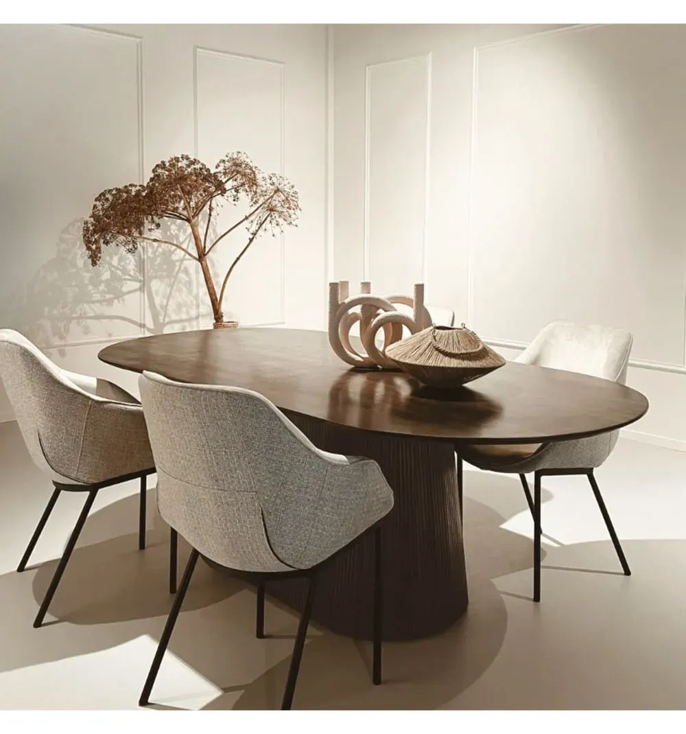 Illustration numéro 2 du produit Table à manger Ovale 6/8 personnes L.200, Manguier teinté noyer