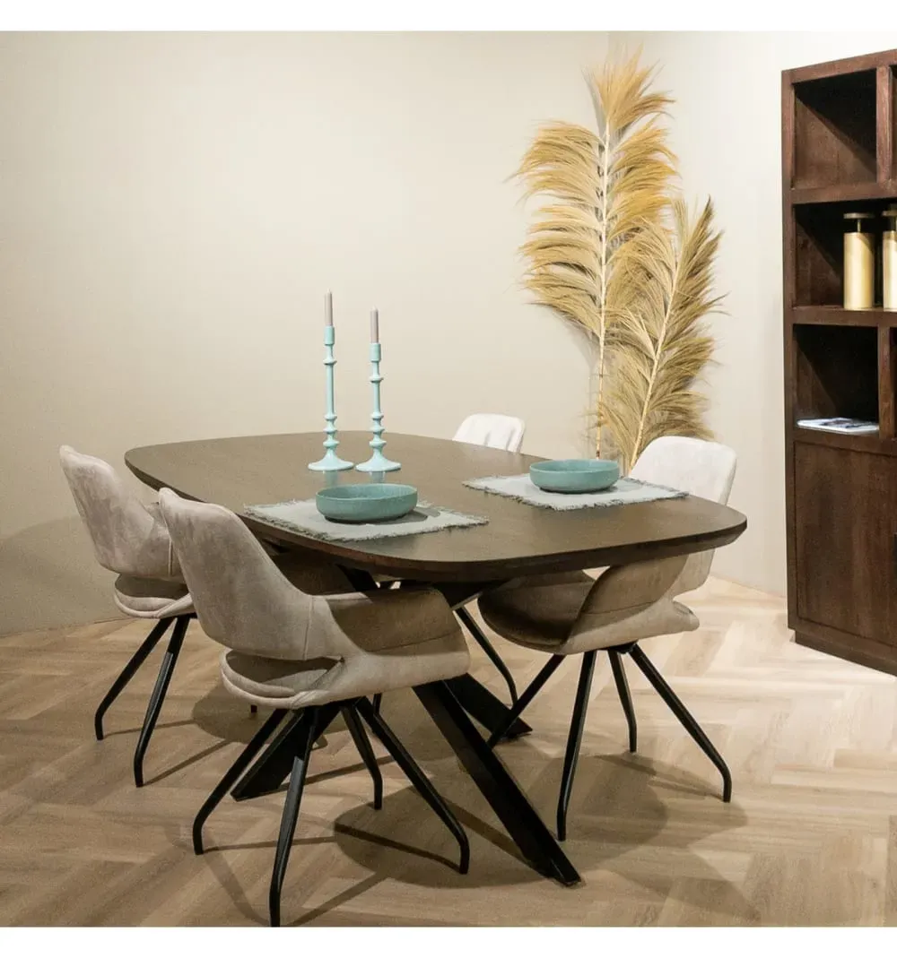 Illustration numéro 2 du produit Table à manger Ovale 8/10 p L.230 cm, Manguier teinté noyer