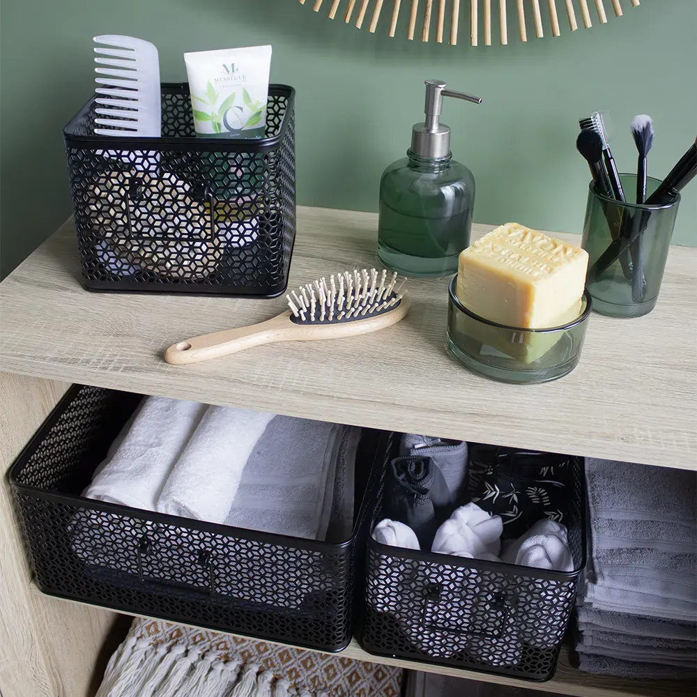 Illustration numéro 2 du produit Lot de 3 paniers de rangement métal noir