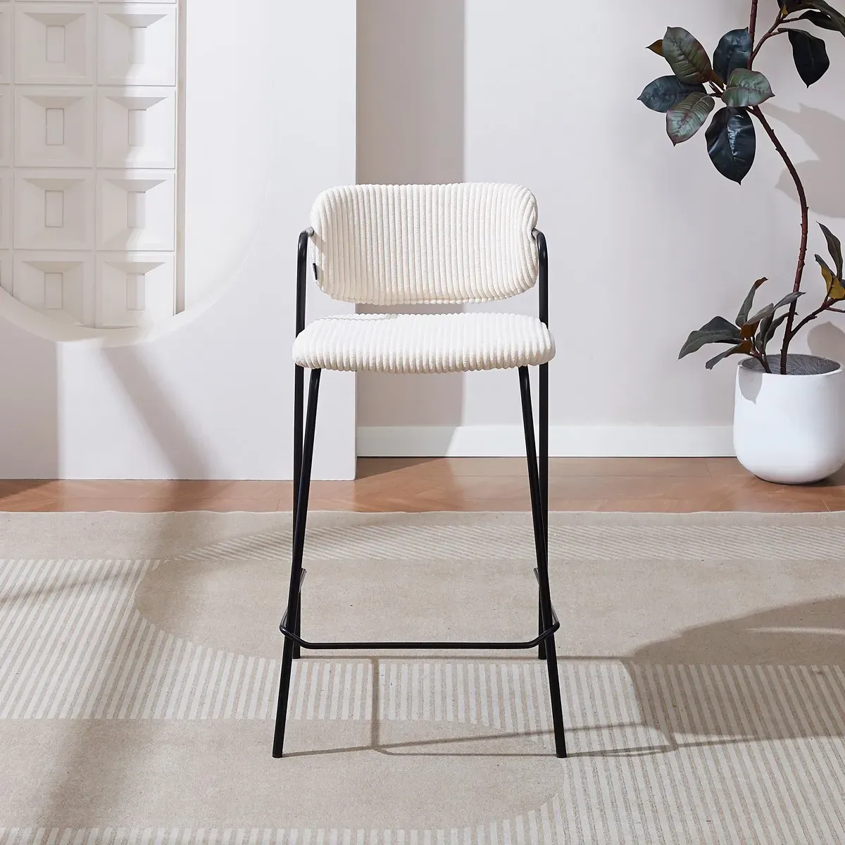 Illustration numéro 2 du produit Lot de 2 tabourets de bar en velours côtelé beige