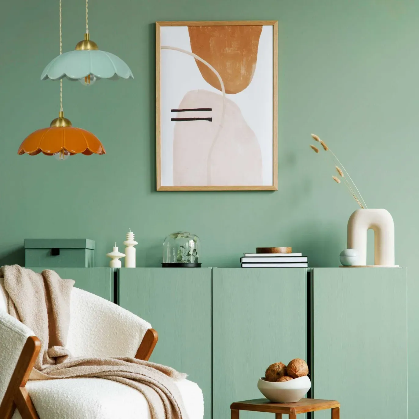 Illustration numéro 2 du produit Suspension en céramique avec son équipement en textile et métal vert
