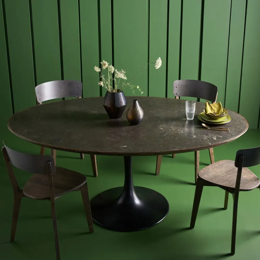 Illustration numéro 2 du produit Table à manger en chêne, métal et pierre bleue L180 cm