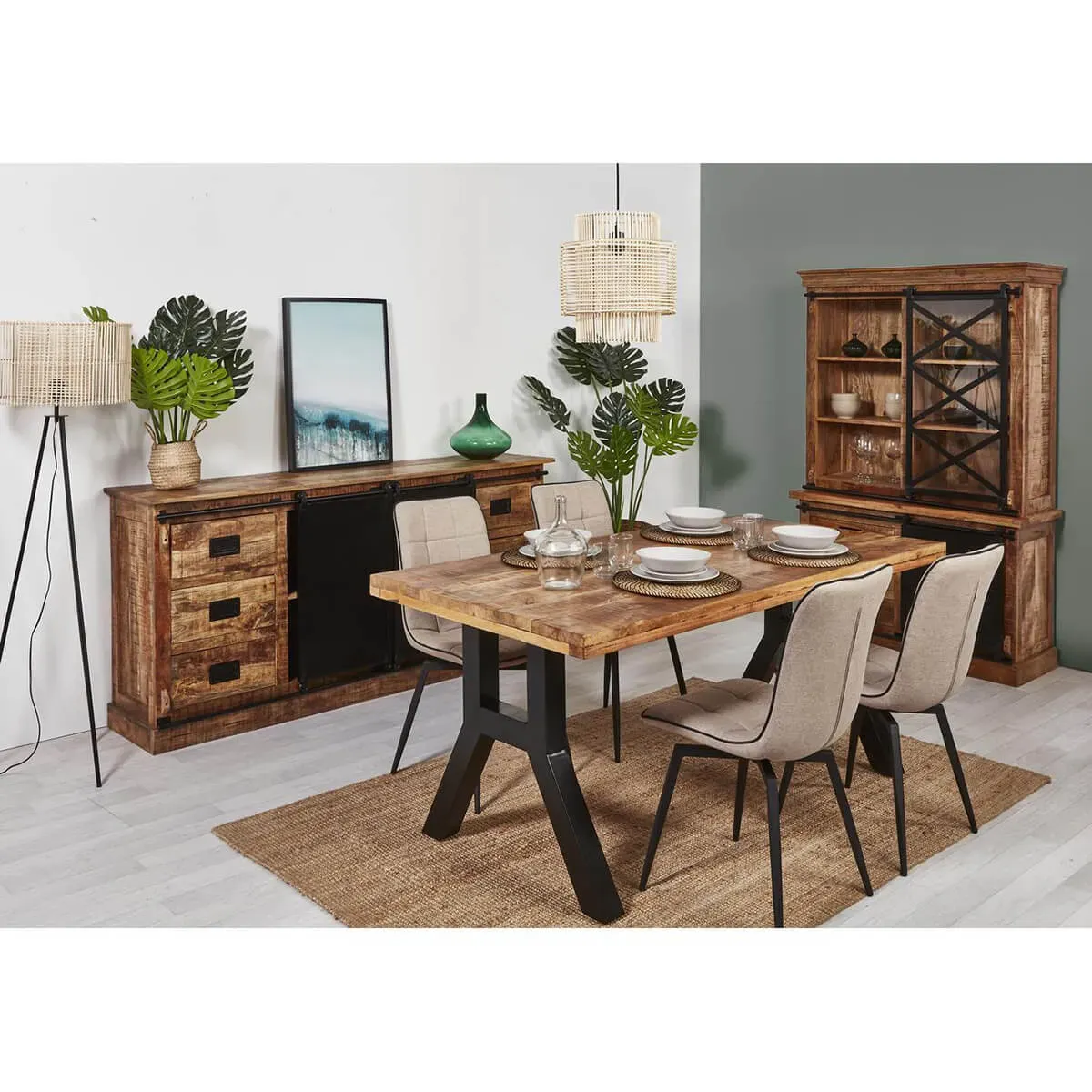 Illustration numéro 2 du produit Buffet  2 portes manguier et métal noir