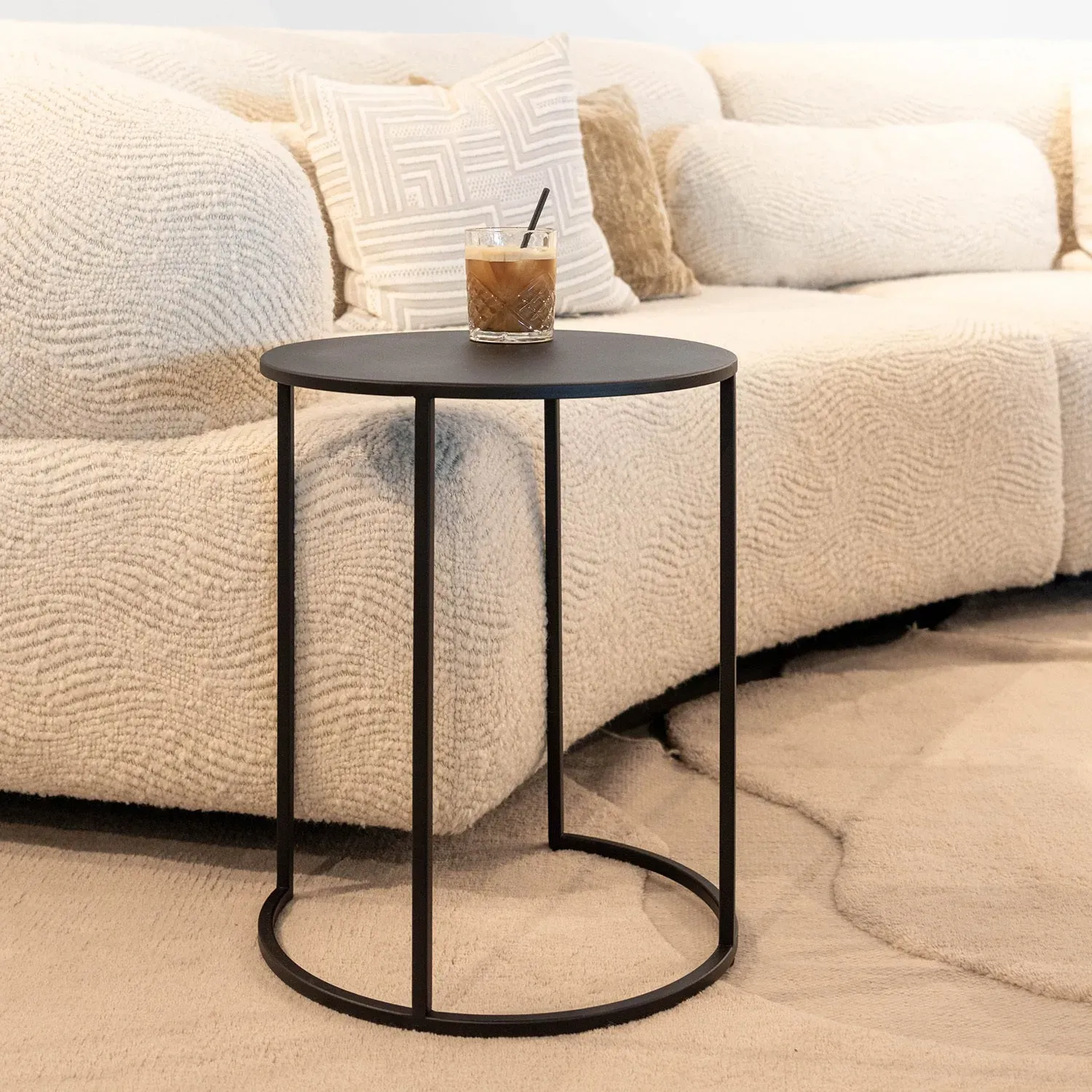 Illustration numéro 2 du produit Table d'appoint, métal, noire, 40x49x40 cm