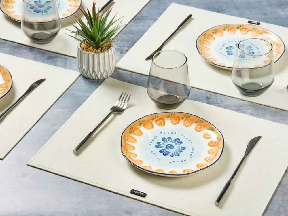 Illustration numéro 2 du produit Set de table rectangulaire - 6 pièces - Feutre recyclé beige