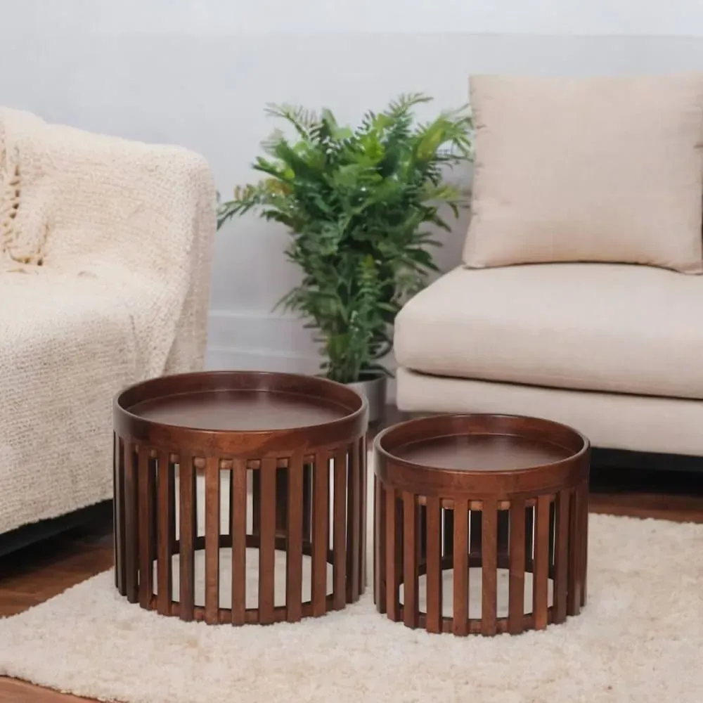 Illustration numéro 2 du produit Lot  de 2 tables en manguier massif vernis teinté noyer