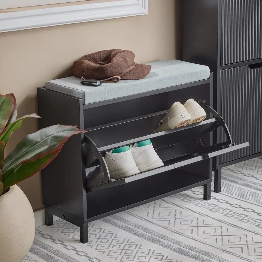 Illustration numéro 2 du produit Banc à chaussures effet bois noir avec siège rembourré et 1 abattant