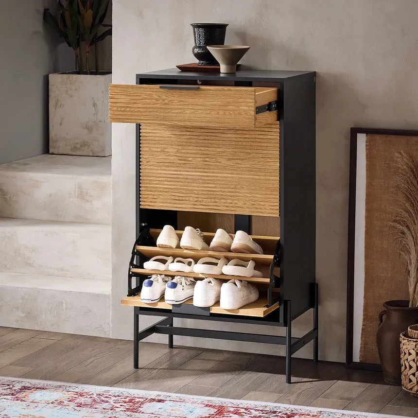 Illustration numéro 2 du produit Meuble à chaussures effet bois noir avec 1 tiroir et 2 abattants