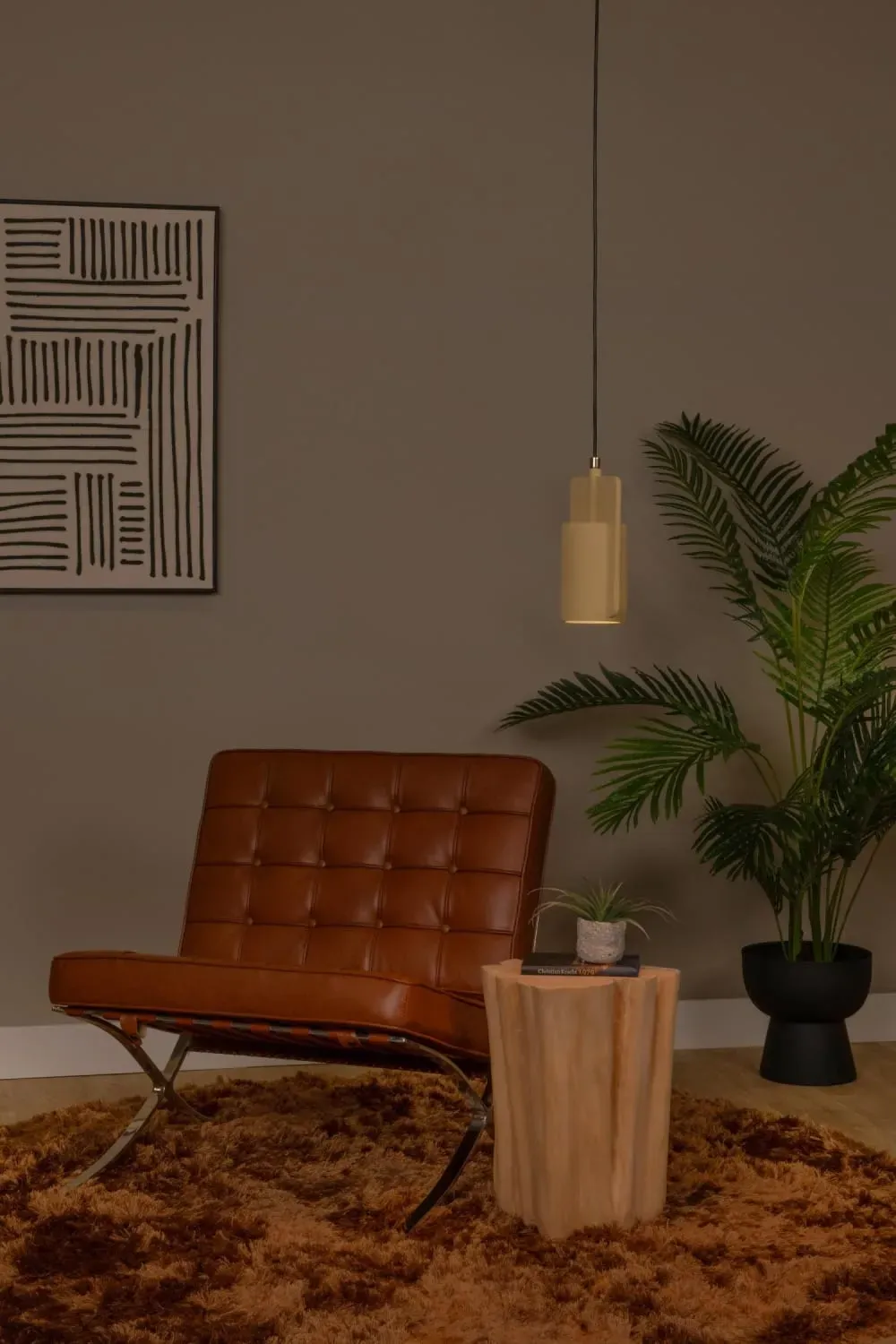 Illustration numéro 2 du produit Suspension béton 1 lumière jaune