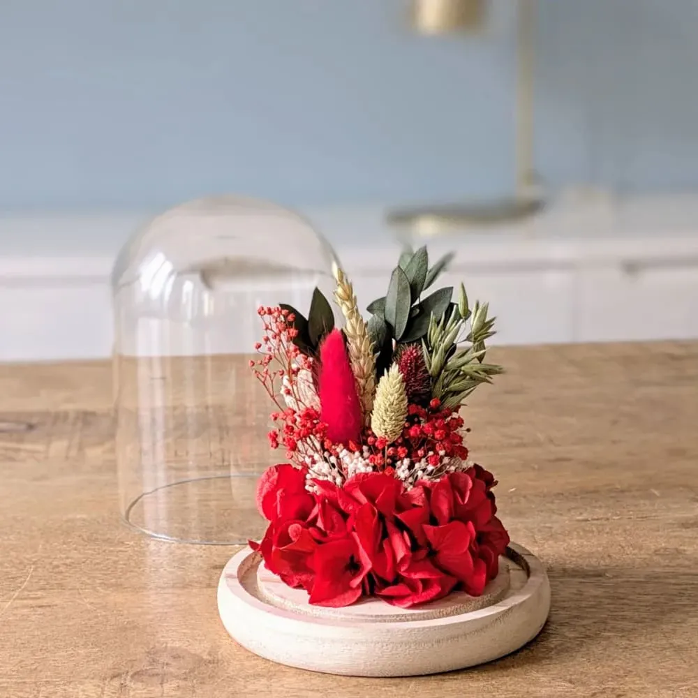 Illustration numéro 2 du produit Cloche de fleurs séchées Amour Rouge