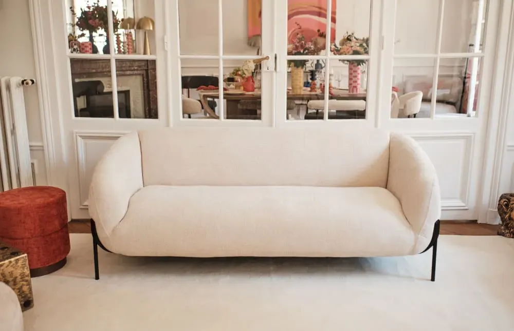 Illustration numéro 2 du produit Canapé design arrondi tissu chenille