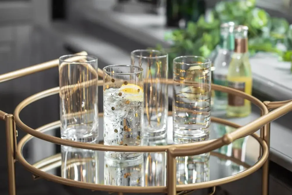 Illustration numéro 2 du produit Cheers Set de 4 verres High Ball en or métallisé