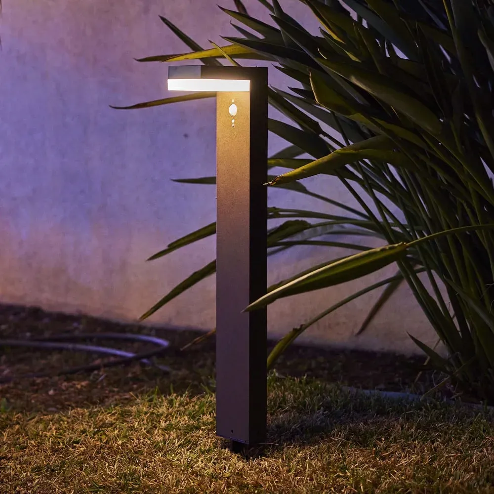 Illustration numéro 2 du produit Potelet solaire sensor Aluminium Noir H50CM