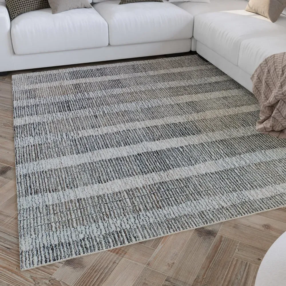 Illustration numéro 2 du produit Tapis beige et gris futé main à rayures 110x170
