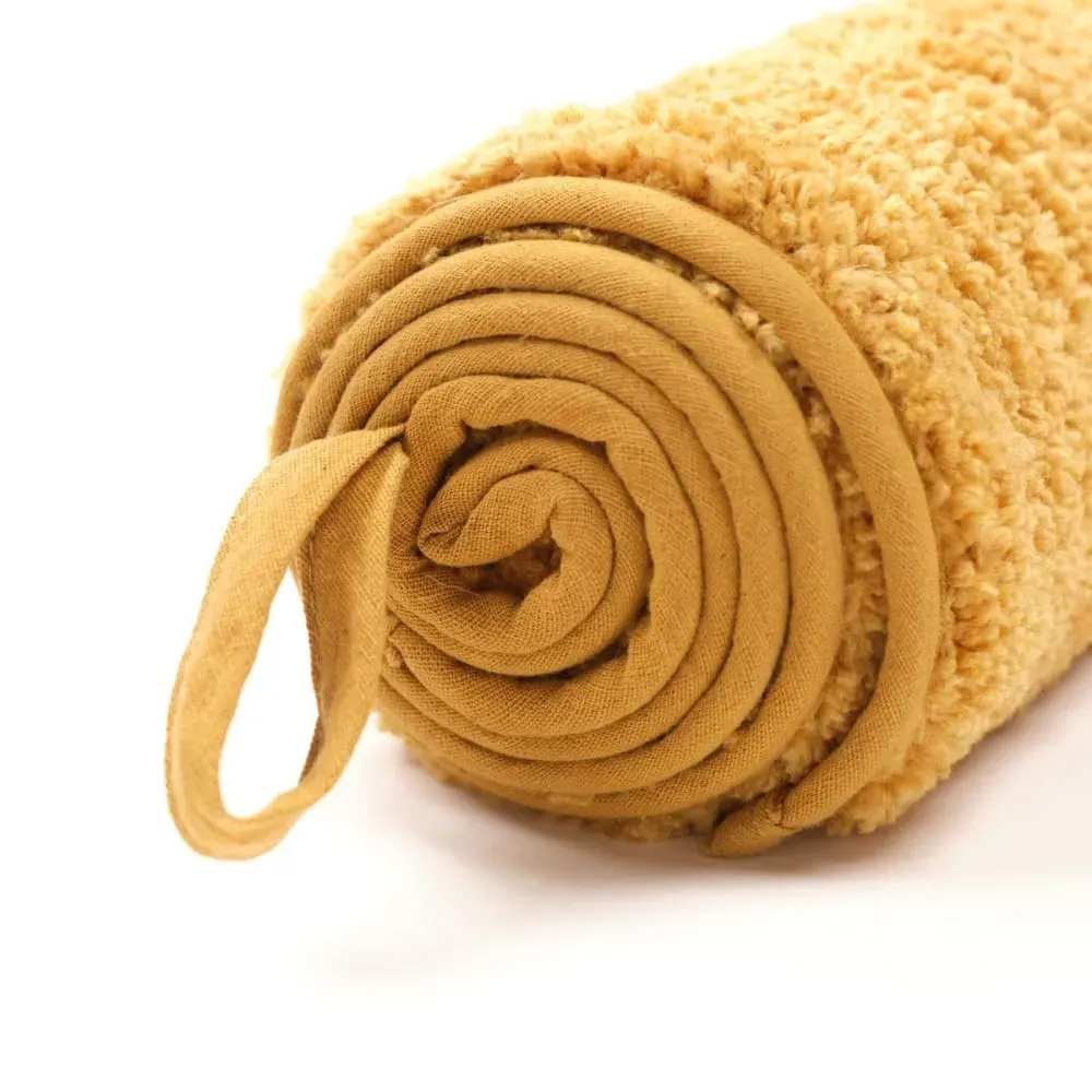 Illustration numéro 2 du produit Tapis tufté uni  70x130 cm