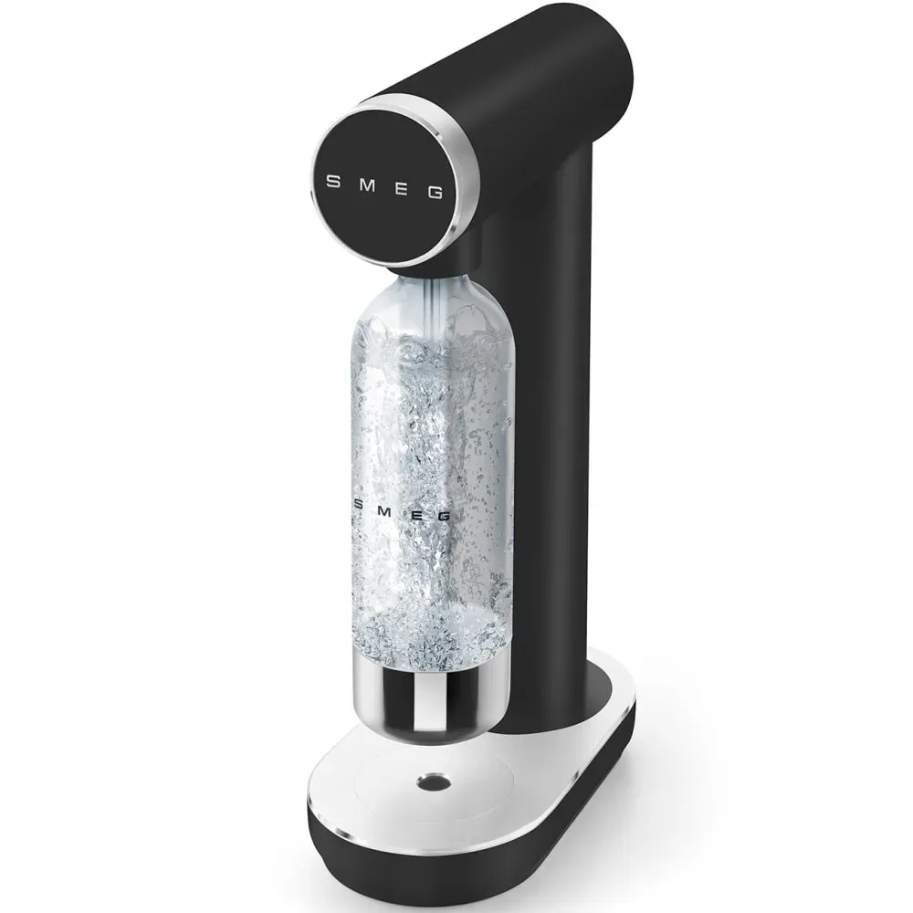 Illustration numéro 2 du produit Machine à eau gazeuse Noir Mat Smeg