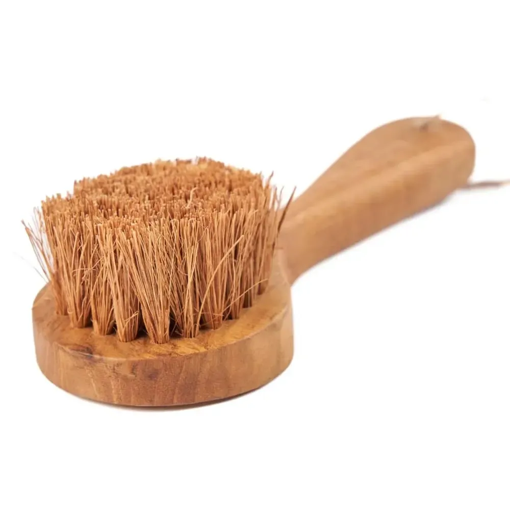 Illustration numéro 2 du produit Brosse en bois de teck