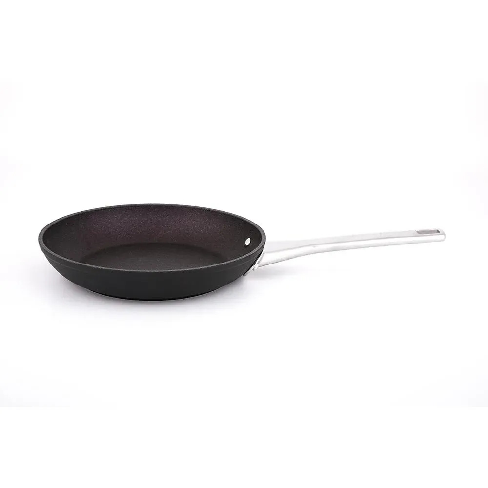 Illustration numéro 2 du produit Poêle 20x4,3cm antiadhésive aluminum  1,0L