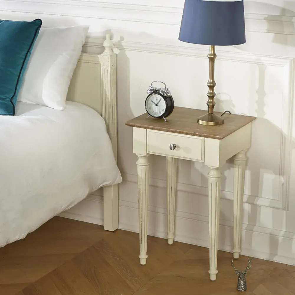 Illustration numéro 2 du produit Table de chevet 1 tiroir plateau chêne